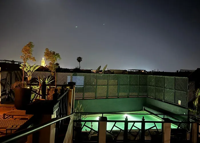 Riad Basidi piscine chauffée sur le toit de la médina Marrakesh